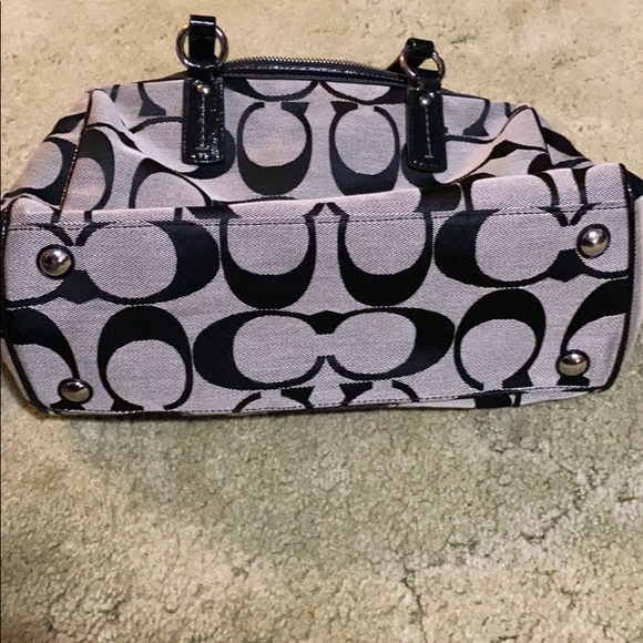 Authentic Coach Purse - Picture 5 of 5